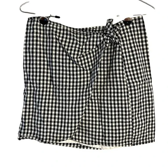 Madewell Gingham Cottagecore Wrap Mini Skirt Black and White EUC small 4 - Picture 1 of 6